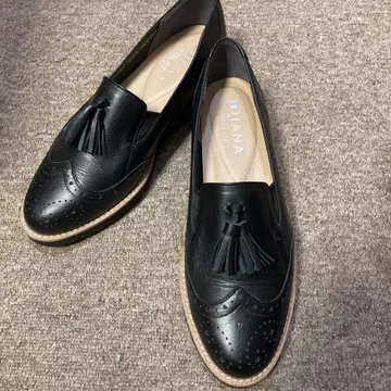 다이애나 웰핏 블랙 통굽 로퍼 24.5cm