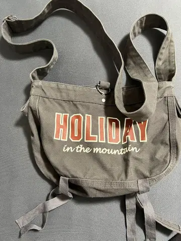 HOLIDAY in the mountain 숄더백