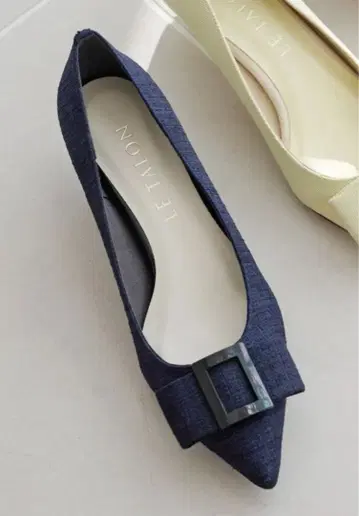 [새상품급] 르탈론 4.5cm 버클 리본 펌프스