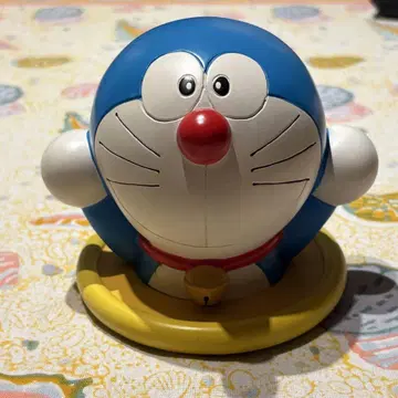 도라에몽 안경 받침대