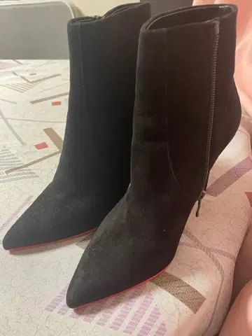 DIANA 블랙 스웨이드 부츠 24.5cm