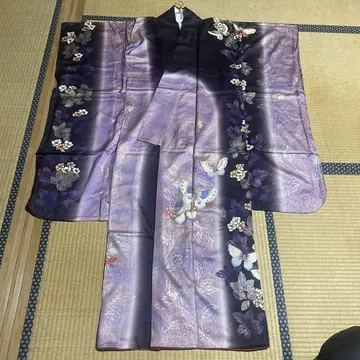 HANAEMORI 보라색 후리소데 실크 나비와 꽃 자수