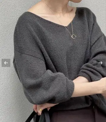 NOBLE W 페이퍼얀 백 V 풀오버 블랙 울 혼방