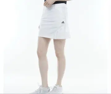 adidas 스트레치 플리츠 스커트