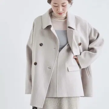 새상품 현행 모델 르 쿠르 블랑 리버 오픈 카라 미들 코트