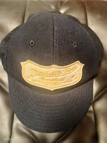 MITCHELL & NESS 프로페셔널 모델 캡