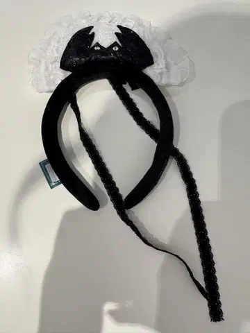 호른테드 맨션 머리띠