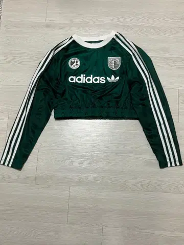 adidas 새상품급 크롭 기장 헤이세이 갸루 Y2K