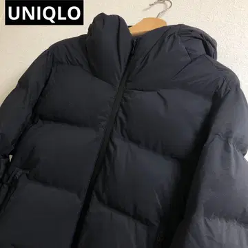 유니클로 심리스 다운 후드티 다운 자켓 유니클로 스테디셀러 발수