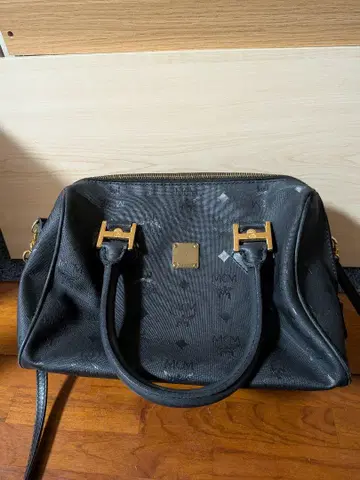 MCM 블랙 숄더백