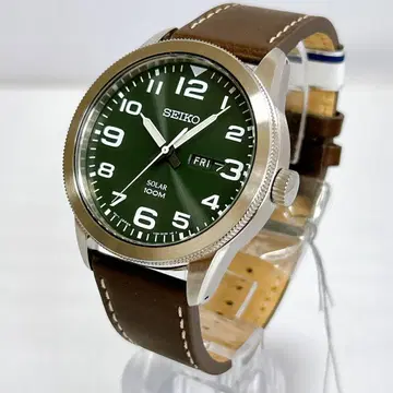 새상품 미사용 SEIKO 세이코 솔라 손목시계 그린 SNE473P1