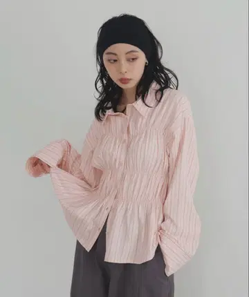 LIAN 셔링 뷔스티에 디자인 셔츠
