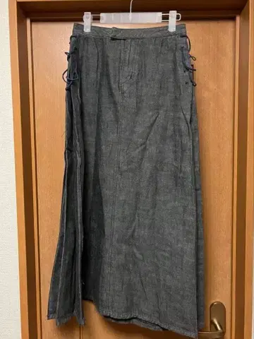 장 폴 고티에 스커트