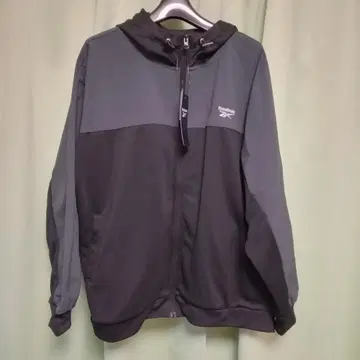 미사용 새상품 Reebok 블랙 후드 자켓 LL 시마무라 푸우