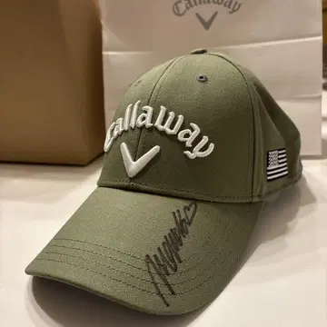 Callaway 미우라 모모카 선수 사인 포함 올리브 그린 캡