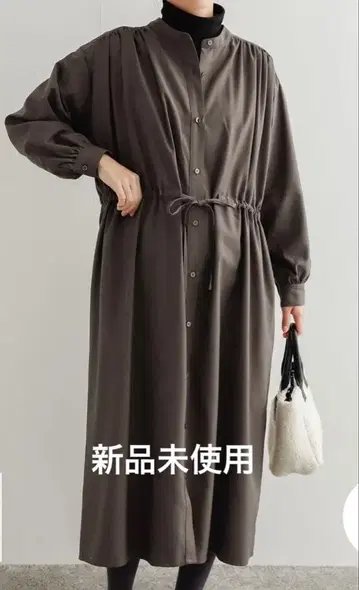 UR TR 허리 마크 개더 원피스