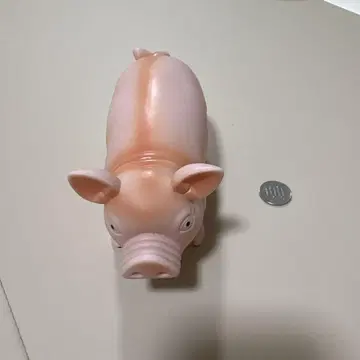 돼지 피규어