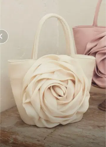 메종 드 플뢰르 Maison de FLEUR 빅 로즈 토트백 꽃