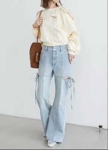 majestic legon 슬릿 비쥬 플레어 데님 팬츠