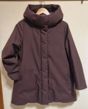 유니클로 하이브리드 다운 코트