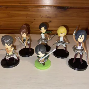 진격의 거인 피규어 월드 컬렉션 묶음 판매