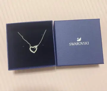 Swarovski 하트 모양 목걸이