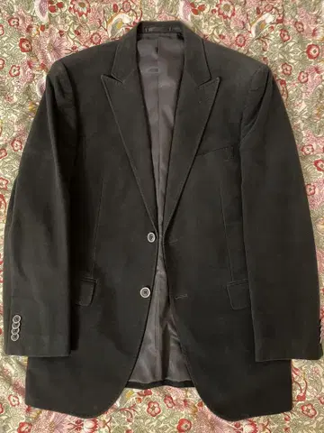 JUNCHINO 블랙 테일러드 자켓