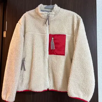 Holiday 홀리데이 플리스 자켓 크림색