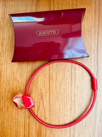 ABISTE 지오메트릭 레드 목걸이 42cm 미사용 새상품 박스 있음