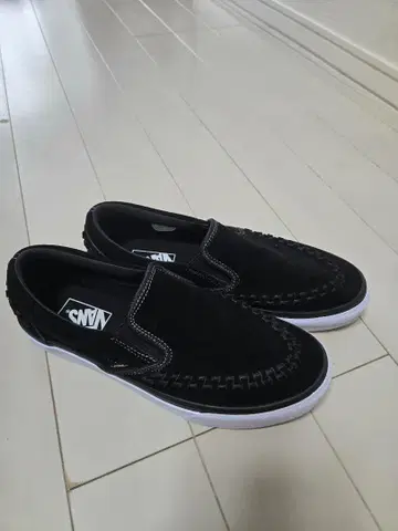 Vans 블랙 스웨이드 슬립온