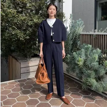 CLANE 클라네 V NECK COCOON SHORT JACKET