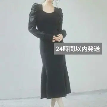 SAISON DE PAPILLON 스퀘어넥 머메이드 니트 원피스