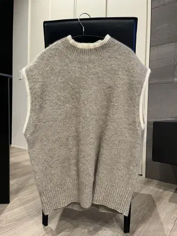 UNITED ARROWS 그레이 니트 베스트