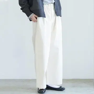 누벨르 뒤 파라디 NOUVELLES DU PARADIS 치노 팬츠