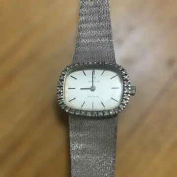 OMEGA 제네바 다이아 베젤 실버 시계