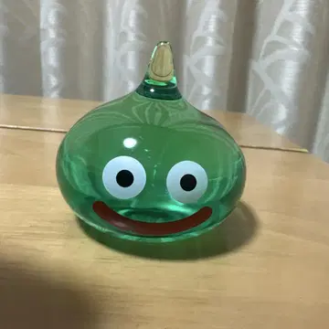 슬라임 캐릭터 유리 피규어