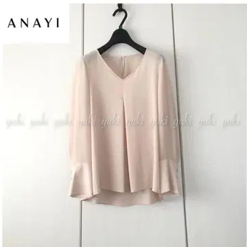 ANAYI 조젯 V넥 블라우스
