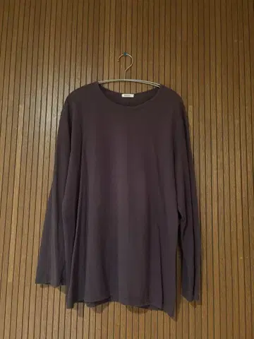 REMILLA 레미라: 긴팔 브라질 코튼 T셔츠 Chacoa
