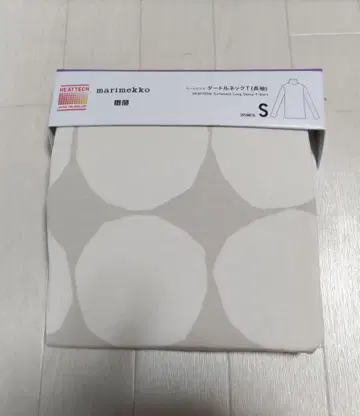 새상품 유니클로 x marimekko 히트텍 터틀넥 S 라이트 그레이
