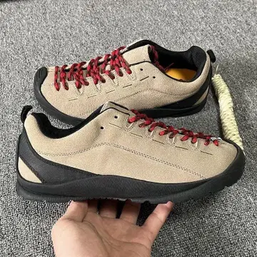 KEEN 재스퍼 24cm 새상품 인기 상품 어프로치 슈즈 베이지/블랙