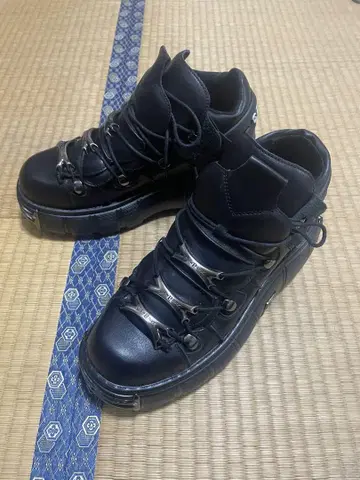 남성용 K-스타일 락 통굽 부츠 27.0cm