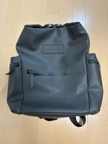 헌터 HUNTER 가죽 백팩 다크 올리브