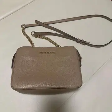 MICHAEL KORS 베이지 숄더백