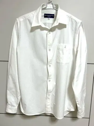 화이트 마운티니어링 옷장 화이트 셔츠 사이즈 2