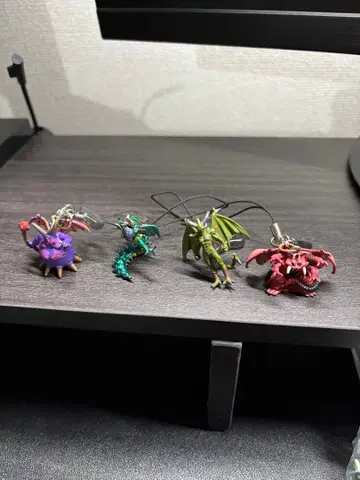 드래곤 퀘스트 키링 4개 세트