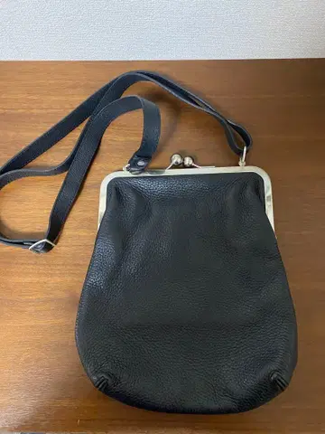 블랙 가죽 숄더백