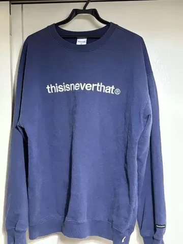 thisisneverthat 네이비 맨투맨