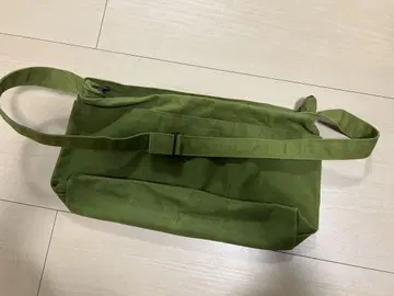 아틀리에 페네로프 올리브 그린 숄더백 캔버스