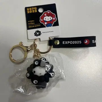 키티 오사카 만박 산리오 블랙 미야쿠미야쿠 변신 키링 키티