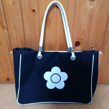 MARY QUANT 플라워 모티브 토트백